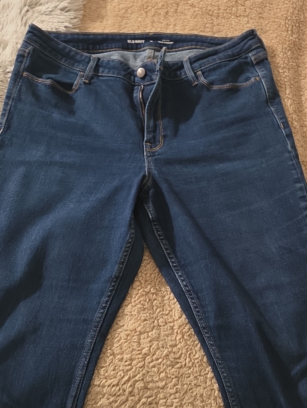 Old Navy Women's Skinny Jeans in Dark Blue Denim